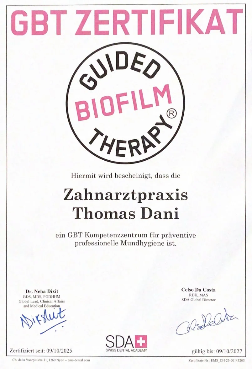 GBT-Zertifikat für die Zahnarztpraxis Dani - Die Praxis ist ein GBT-Zentrum für professionelle präventive Mundhygiene.